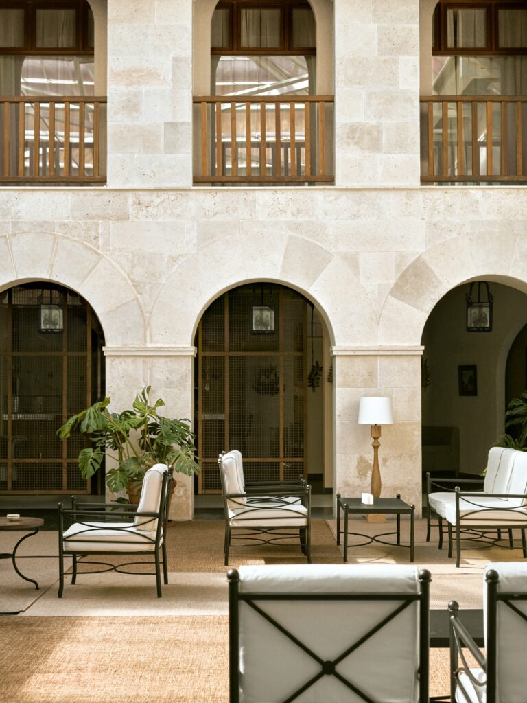 Hotel Convento San Esteban. Claustro II